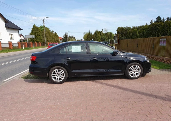 Volkswagen Jetta cena 42000 przebieg: 140000, rok produkcji 2015 z Hajnówka małe 79